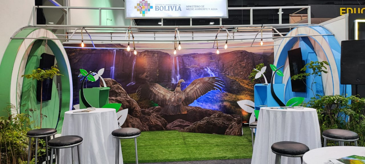 Presencia Del Ministerio De Medio Ambiente Y Agua En La Expocruz